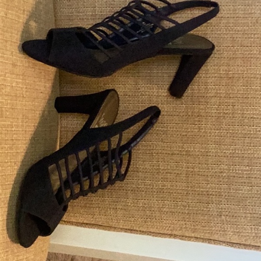 Impo Stretch pump- Blue 3 inch heel